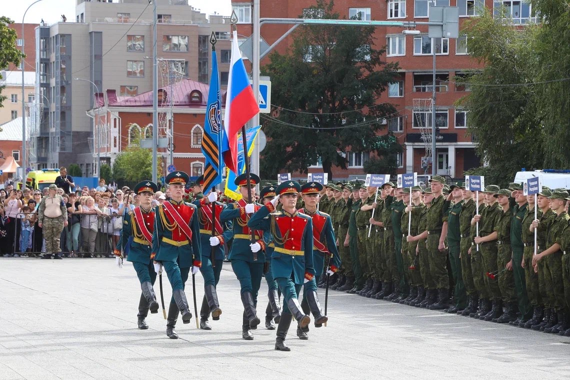 Кировские гвардейцы участвуют в окружных юнармейских военно-патриотических сборах ПФО.