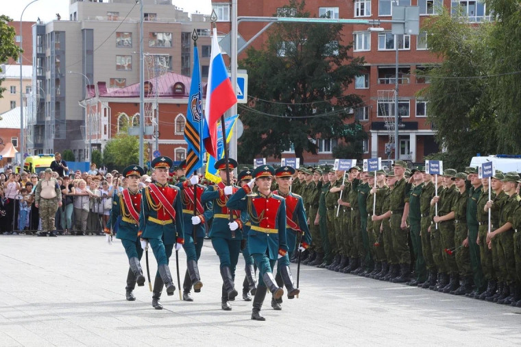 Кировские гвардейцы участвуют в окружных юнармейских военно-патриотических сборах ПФО. Кировские гвардейцы участвуют в окружных юнармейских военно-патриотических сборах ПФО.