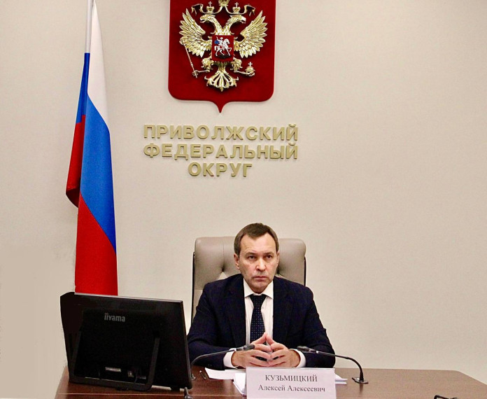 Опыт работы Межведомственной комиссии по легализации трудовых отношений в Кировской области отметили на окружном уровне. Опыт работы Межведомственной комиссии по легализации трудовых отношений в Кировской области отметили на окружном уровне.